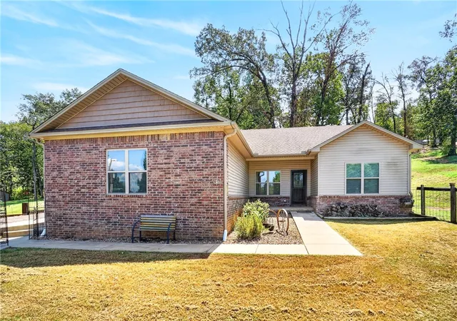 Photo 1 of Single family home for sale at 10405 Arroyo Ln, Dardanelle, AR 72834 | MLS# 1360930 | Listing updated on 2026-09-03