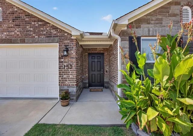 Photo 3 of Single family home for sale at 153 Stinson St, Elkins, AR 72727 | MLS# 1361046 | Listing updated on 2026-09-04