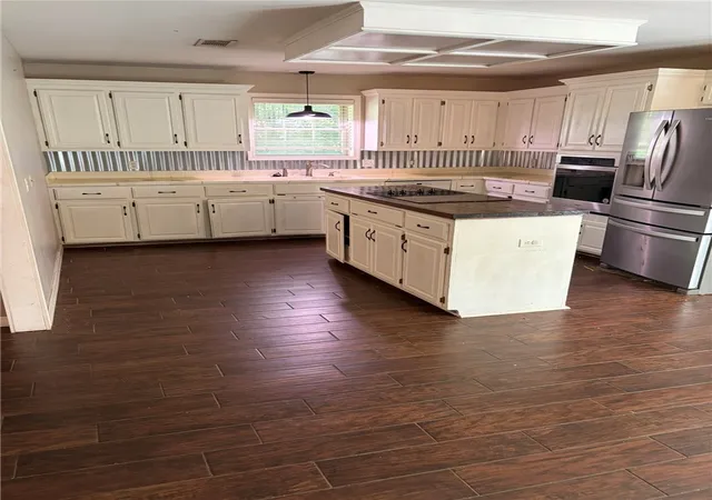 Photo 2 of Sale Pending at 57 Pike Ln, Russellville, AR 72802 | MLS# 1361083 | Listing updated on 2026-09-05