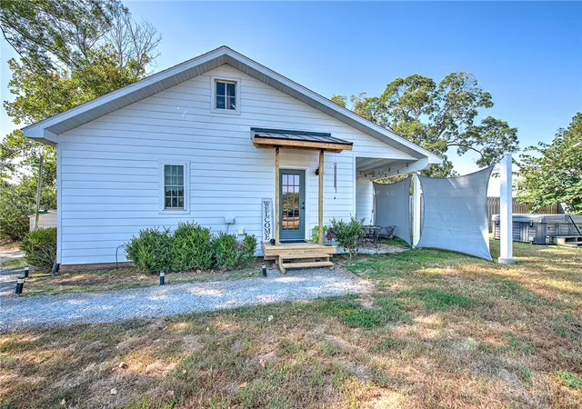 Photo 2 of Single family home for sale at 824 Ar 12, Bentonville, AR 72713 | MLS# 1360647 | Listing updated on 2026-10-06