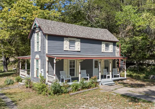 Single family home for sale at 247 N Main St, Eureka Springs, AR 72632 | MLS# 1361128