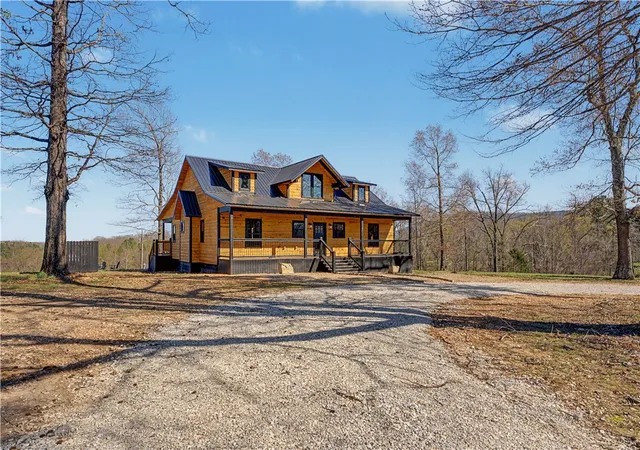 Photo 2 of Single family home for sale at 517 Nc 6065, Jasper, AR 72641 | MLS# 1361040 | Listing updated on 2026-09-30