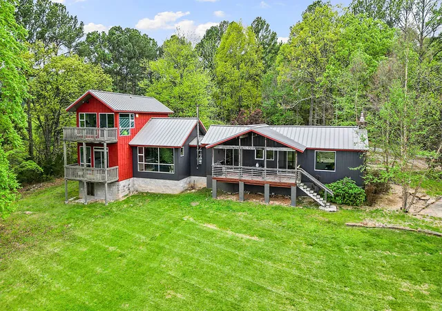 Photo 3 of Single family home for sale at 13122 Shaffer Rd, Garfield, AR 72732 | MLS# 1361079 | Listing updated on 2026-09-07