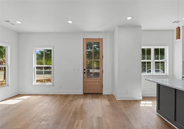 Photo 3 of Single family home for sale at 240 E 4th Street, Fayetteville, AR 72701 | MLS# 1361031 | Listing updated on 2026-09-04