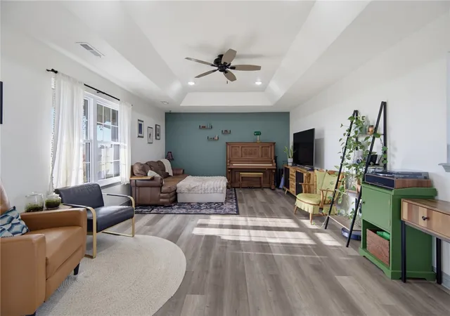 Photo 3 of Single family home for sale at 10801 Murdock Rd, Bentonville, AR 72713 | MLS# 1361118 | Listing updated on 2026-10-21