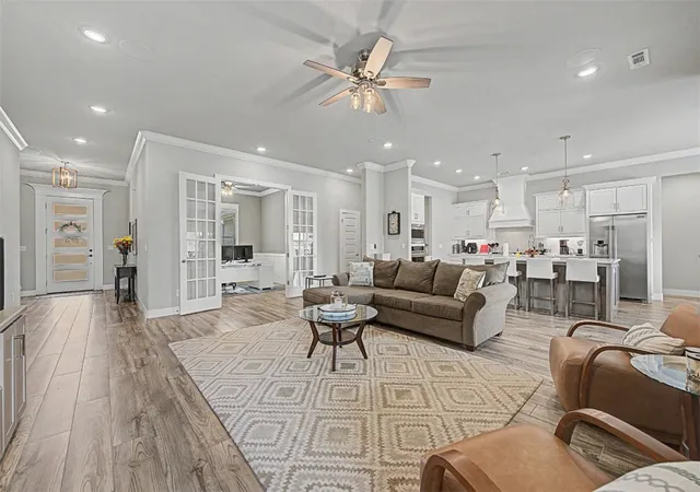 Photo 4 of Sale Pending at 5502 W Lakewood Dr, Rogers, AR 72758 | MLS# 1361151 | Listing updated on 2026-09-10