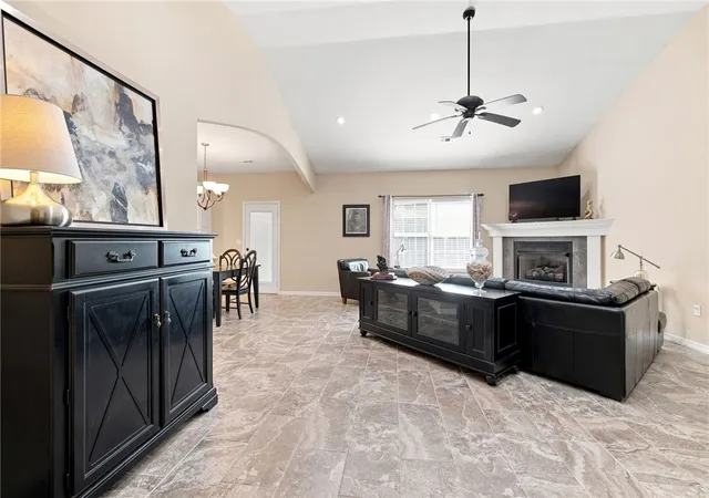Photo 3 of Single family home for sale at 3 Reed Ln, Bella Vista, AR 72714 | MLS# 1360781 | Listing updated on 2026-09-13
