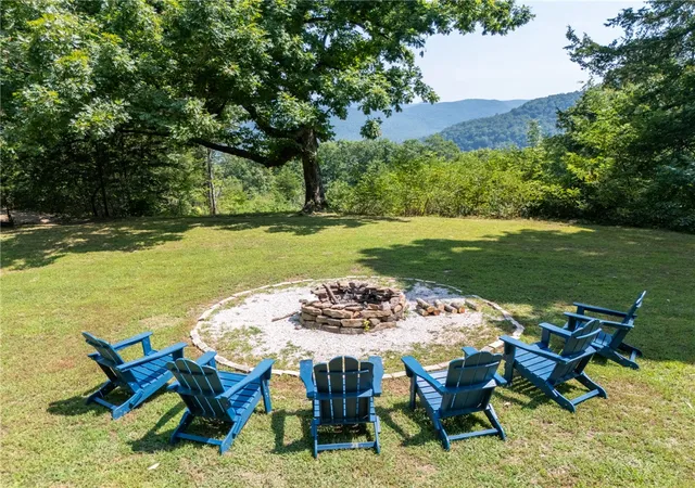 Photo 3 of Sale Pending at 537 Nc 6450, Jasper, AR 72641 | MLS# 1361068 | Listing updated on 2026-10-01