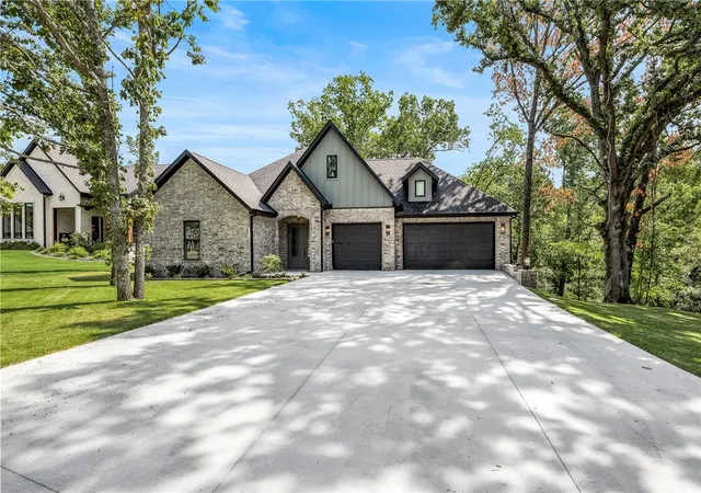 Photo 1 of Single family home for sale at 5201 Joe Ln, Rogers, AR 72756 | MLS# 1361001 | Listing updated on 2026-09-04