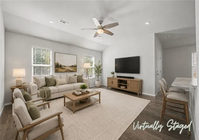 Photo 3 of Sale Pending at 920 S Brambling Ln, Fayetteville, AR 72701 | MLS# 1360978 | Listing updated on 2026-09-14