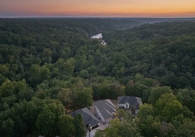 Photo 4 of Single family home for sale at 36 Hessle Cir, Bella Vista, AR 72714 | MLS# 1361133 | Listing updated on 2026-09-05