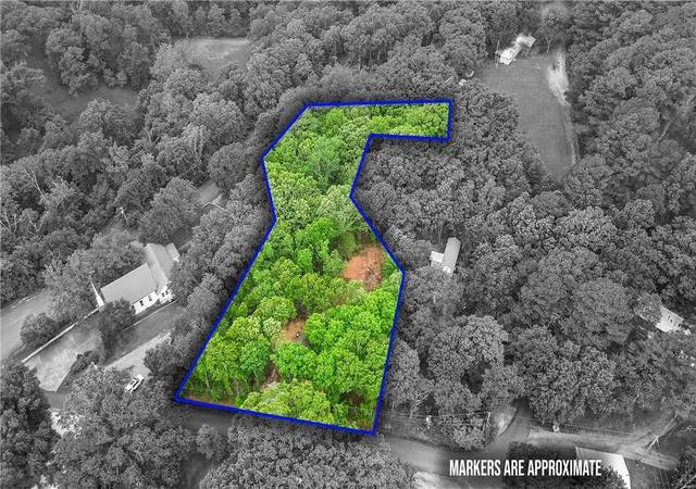 Photo 3 of Single family home for sale at 255 Hill St, Winslow, AR 72959 | MLS# 1361052 | Listing updated on 2026-10-03