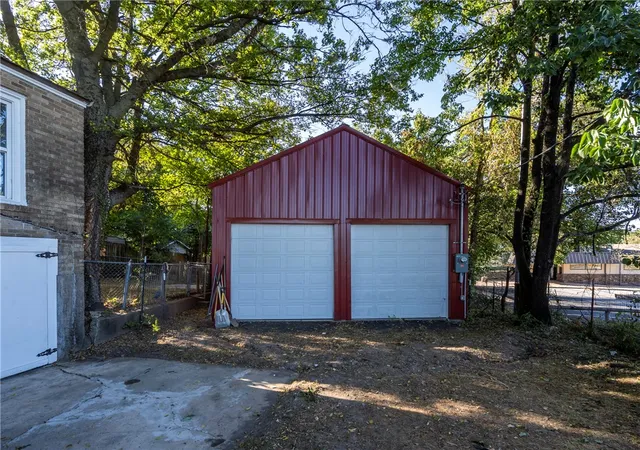 Photo 1 of Single family home for sale at 185 E Roller Ave, Decatur, AR 72722 | MLS# 1361208 | Listing updated on 2026-09-04