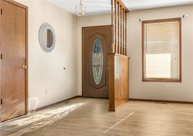 Photo 4 of Single family home for sale at 204 Lark Ln, Harrison, AR 72601 | MLS# 1361179 | Listing updated on 2026-09-04