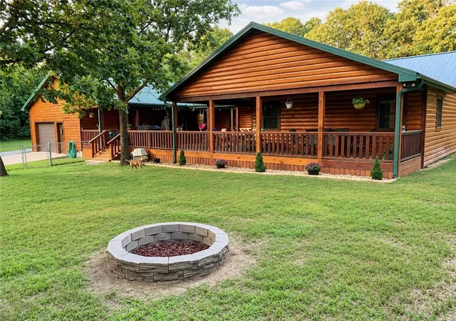 Photo 2 of Single family home for sale at 116 Hambrich Holw Rd, Anderson, MO 64831 | MLS# 1361070 | Listing updated on 2026-09-16