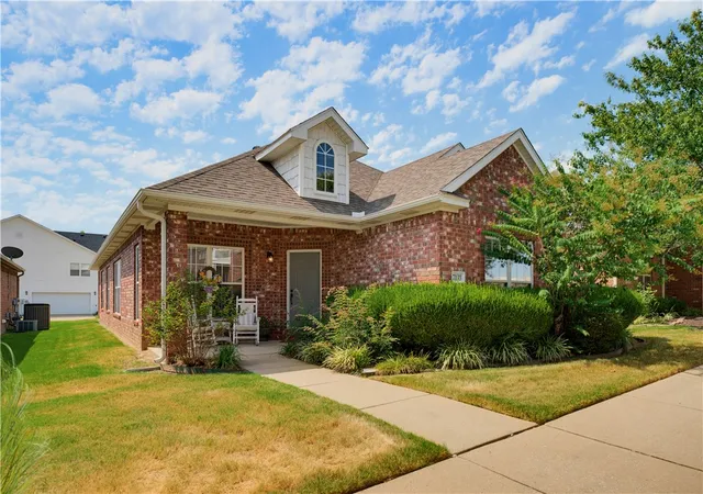 Photo 1 of Single family home for sale at 7133 Coyote Xing Ave, Springdale, AR 72762 | MLS# 1361021 | Listing updated on 2026-09-05