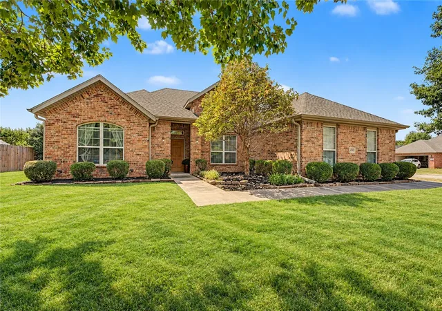 Photo 1 of Single family home for sale at 4069 Olive Tree Dr, Fayetteville, AR 72704 | MLS# 1361245 | Listing updated on 2026-10-27
