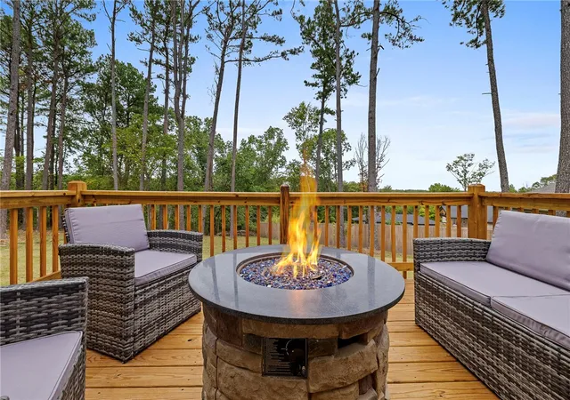 Photo 3 of Single family home for sale at 6 Dundonald Ln, Bella Vista, AR 72715 | MLS# 1360640 | Listing updated on 2026-09-05