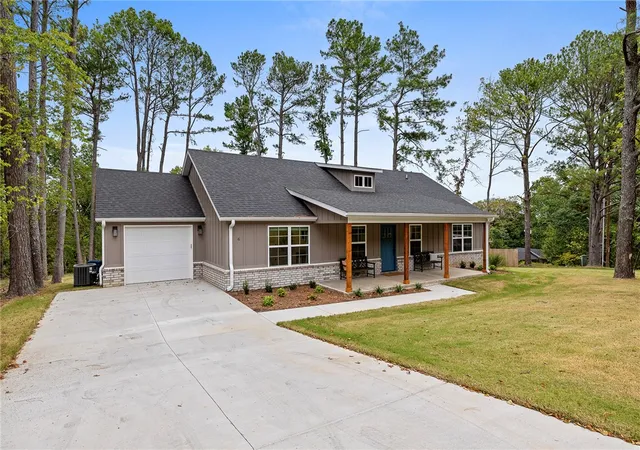 Photo 4 of Single family home for sale at 6 Dundonald Ln, Bella Vista, AR 72715 | MLS# 1360640 | Listing updated on 2026-09-05