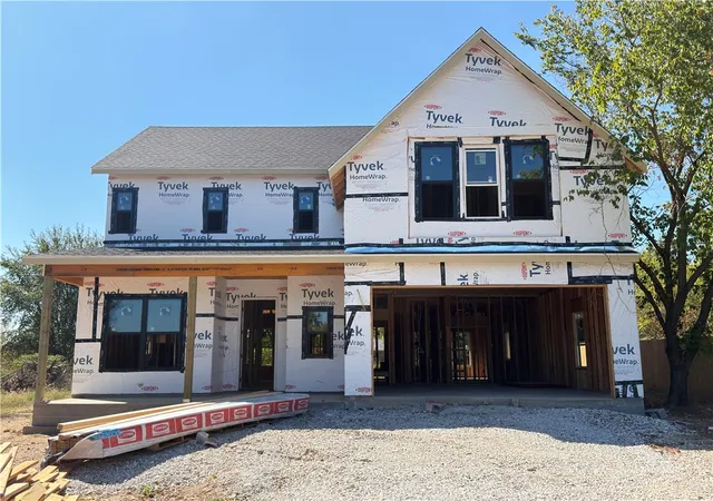 Photo 1 of Single family home for sale at 12 Olmsted Cir, Bella Vista, AR 72715 | MLS# 1361212 | Listing updated on 2026-09-05