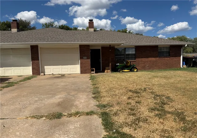 Photo 1 of Multi family home for sale at 3696 Green Acres Rd, Springdale, AR 72764 | MLS# 1361230 | Listing updated on 2026-09-09