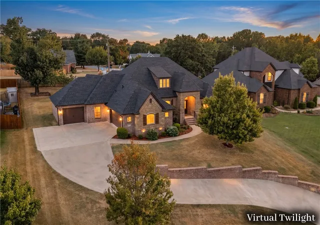 Photo 1 of Single family home for sale at 2105 Nw Small Oaks St, Bentonville, AR 72712 | MLS# 1360919 | Listing updated on 2026-09-06