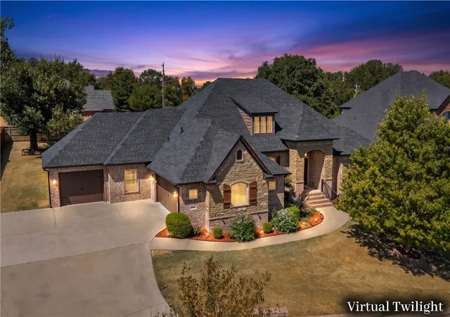 Photo 2 of Single family home for sale at 2105 Nw Small Oaks St, Bentonville, AR 72712 | MLS# 1360919 | Listing updated on 2026-09-06