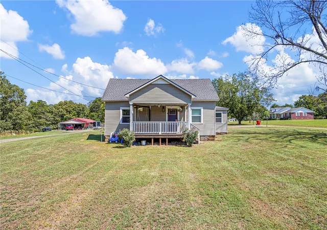 Photo 1 of Single family home for sale at 15544 State Hwy 28, Dardanelle, AR 72834 | MLS# 1361292 | Listing updated on 2026-09-05