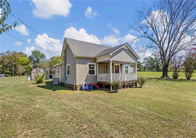 Photo 3 of Single family home for sale at 15544 State Hwy 28, Dardanelle, AR 72834 | MLS# 1361292 | Listing updated on 2026-09-05