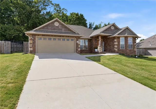 Photo 4 of Single family home for sale at 1181 Sundowner Ranch Ave, Prairie Grove, AR 72753 | MLS# 1361321 | Listing updated on 2026-09-06