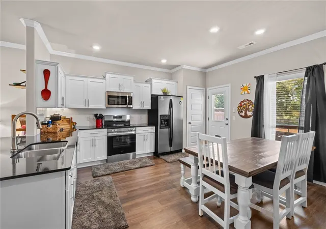 Photo 4 of Single family home for sale at 2443 S Ouachita Dr, Fayetteville, AR 72701 | MLS# 1361343 | Listing updated on 2026-09-10