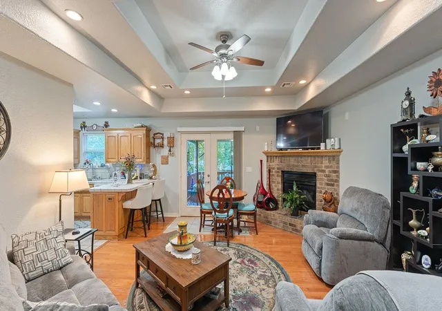 Photo 3 of Single family home for sale at 2 Brent Ln, Bella Vista, AR 72714 | MLS# 1361260 | Listing updated on 2026-09-07