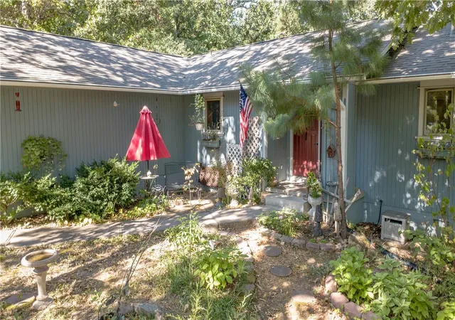 Photo 2 of Sale Pending at 7 Kirkoswald Ln, Bella Vista, AR 72715 | MLS# 1361264 | Listing updated on 2026-09-10