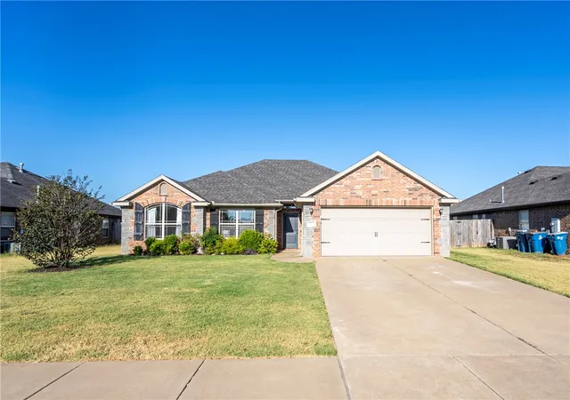 Photo 2 of Single family home for sale at 702 Sw Cabriolet St, Bentonville, AR 72712 | MLS# 1361142 | Listing updated on 2026-09-07