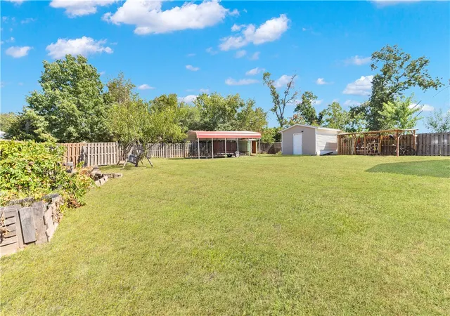 Photo 3 of Sale Pending at 13801 Saratoga Dr, Rogers, AR 72758 | MLS# 1361050 | Listing updated on 2026-09-11