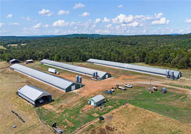 Photo 1 of House for sale at 13589 Middle Ridge Rd, Ozark, AR 72949 | MLS# 1360617 | Listing updated on 2026-09-08