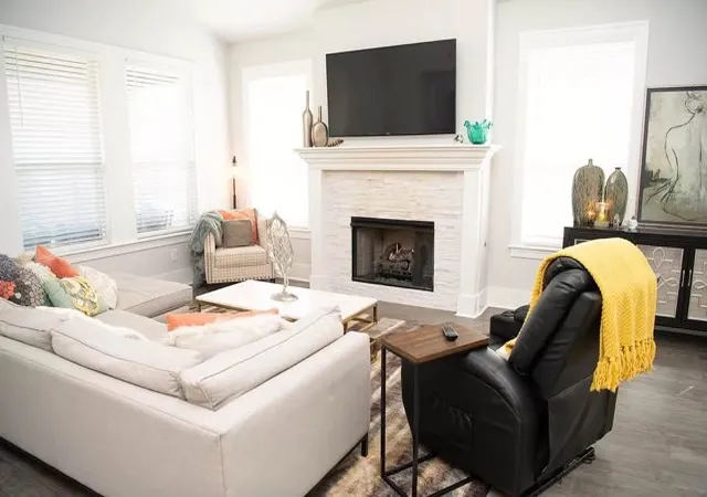 Photo 3 of Single family home for sale at 2206 SW Hampton Ave, Bentonville, AR 72713 | MLS# 1361374 | Listing updated on 2026-09-09