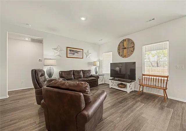 Photo 3 of Single family home for sale at 3213 E Hagen St, Siloam Springs, AR 72761 | MLS# 1360650 | Listing updated on 2026-09-08