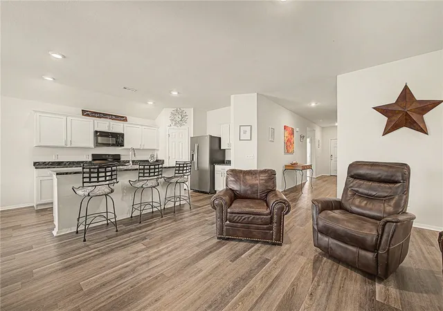 Photo 4 of Single family home for sale at 3213 E Hagen St, Siloam Springs, AR 72761 | MLS# 1360650 | Listing updated on 2026-09-08
