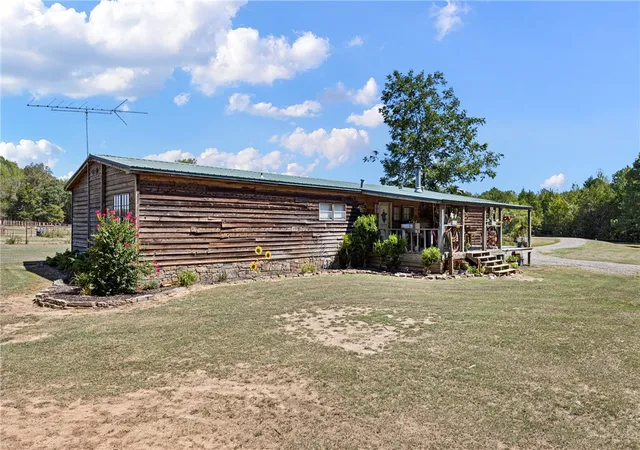 Photo 3 of Land for sale at 8 Givens Ln, Morrilton, AR 72110 | MLS# 1361393 | Listing updated on 2026-09-28