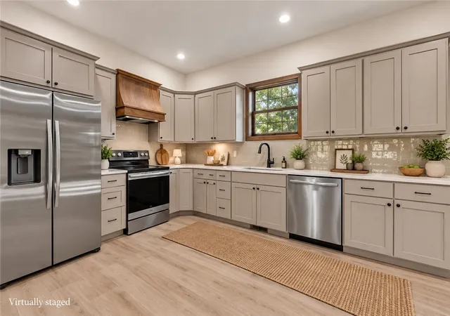 Photo 3 of Single family home for sale at 13989 Gentilly Rd, Rogers, AR 72758 | MLS# 1361281 | Listing updated on 2026-09-13