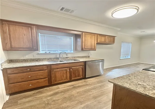 Photo 3 of Single family home for sale at 216 Heather Ln, Russellville, AR 72802 | MLS# 1360944 | Listing updated on 2026-09-08
