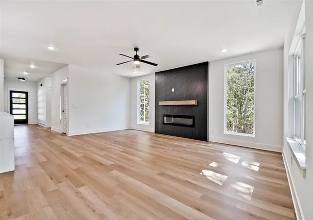 Photo 3 of Single family home for sale at 5 Hawick Ln, Bella Vista, AR 72715 | MLS# 1360592 | Listing updated on 2026-09-14