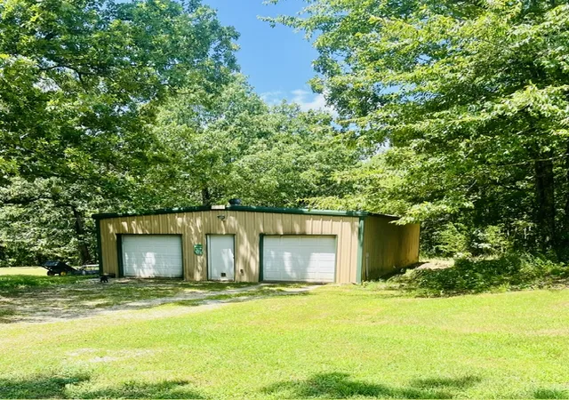 Photo 2 of Sale Pending at 11922 E Devils Den Rd, Winslow, AR 72959 | MLS# 1360921 | Listing updated on 2026-10-06