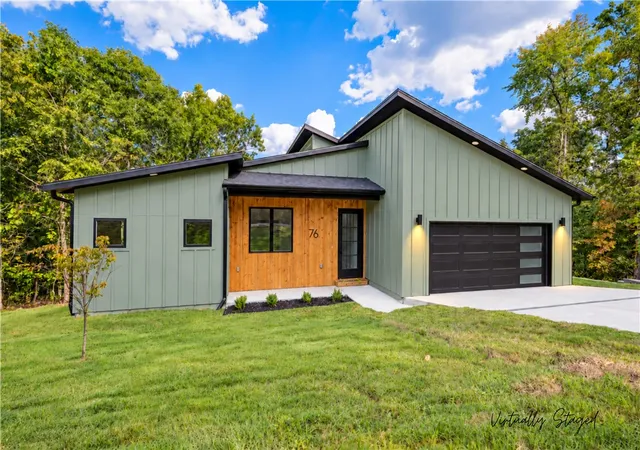Photo 1 of Single family home for sale at 76 Cromarty Dr, Bella Vista, AR 72715 | MLS# 1361431 | Listing updated on 2026-09-08