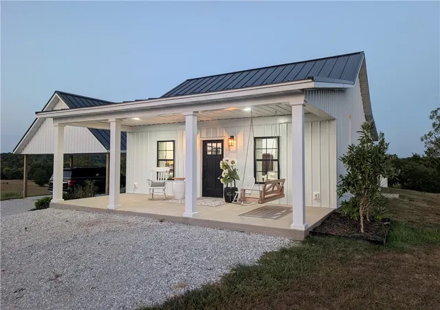 Photo 1 of Single family home for sale at 15049 State Hwy Tt, Neosho, MO 64850 | MLS# 1361449 | Listing updated on 2026-09-09
