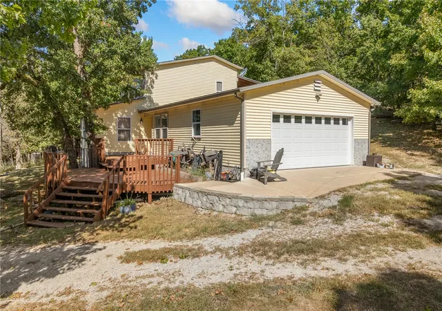 Photo 3 of Single family home for sale at 11949 Cobb Rd, Omaha, AR 72662 | MLS# 1361439 | Listing updated on 2026-09-09