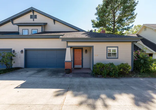 Photo 2 of Townhouse for sale at 2633 E Joyce Blvd, Fayetteville, AR 72703 | MLS# 1361170 | Listing updated on 2026-09-10