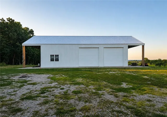 Photo 3 of Single family home for sale at 2901 Black Ranch Rd, Lead Hill, AR 72644 | MLS# 1361361 | Listing updated on 2026-09-09