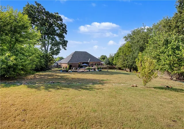 Photo 3 of Single family home for sale at 13187 Rusty Blackhaw Ct, Springdale, AR 72762 | MLS# 1361498 | Listing updated on 2026-09-09